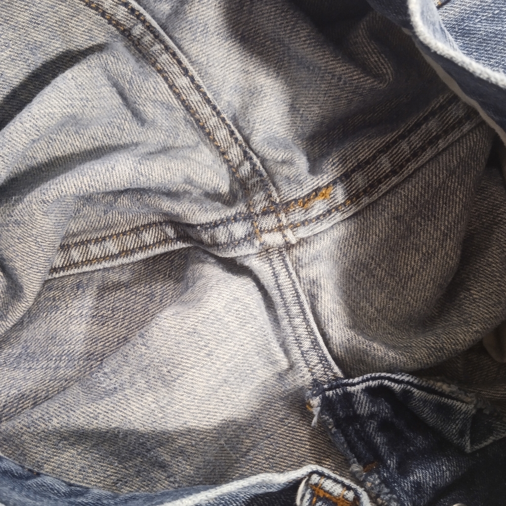 GAP Boot Cut Button Fly Jeans (high waisted) - Picture 9 of 10